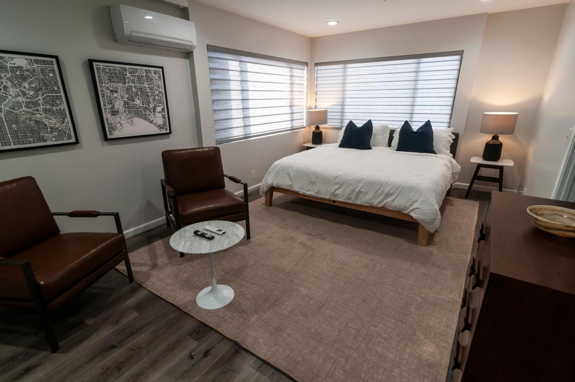 50 M To Sand Lgb 2 King Suites Long Beach Buitenkant foto