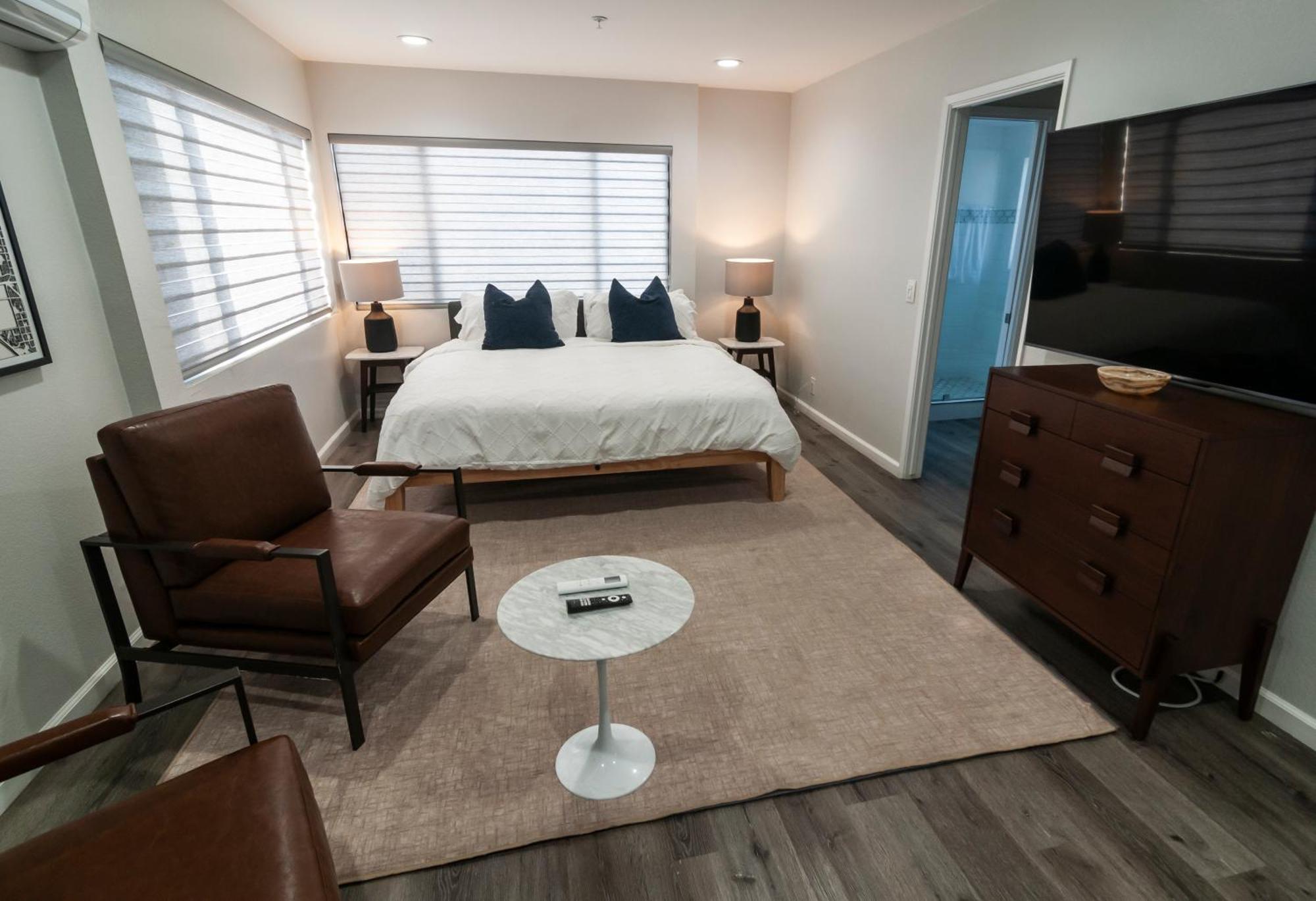 50 M To Sand Lgb 2 King Suites Long Beach Buitenkant foto