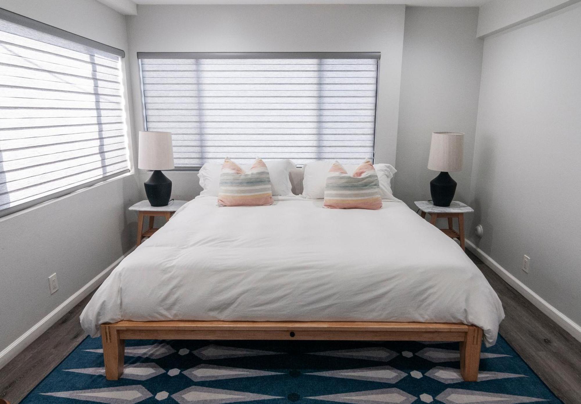 50 M To Sand Lgb 2 King Suites Long Beach Buitenkant foto